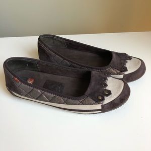 BC Footwear brown faux suede sneaker flats shoes size 8 womens
